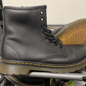 Dr Martens 1460 junior size 3 US